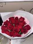 17 штук Красных Роз от ROMANTIC