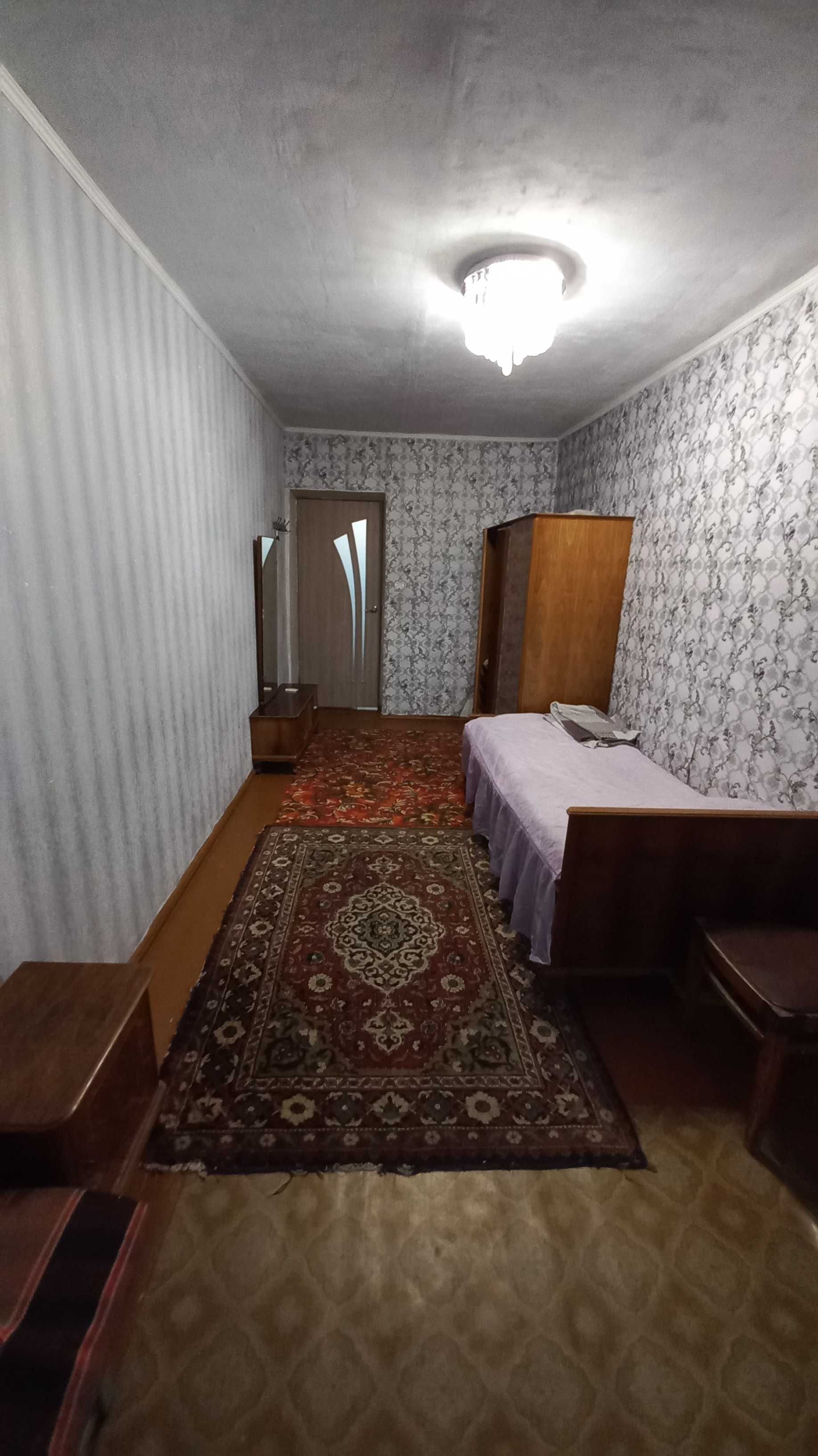 Спальный гарнитур дерево