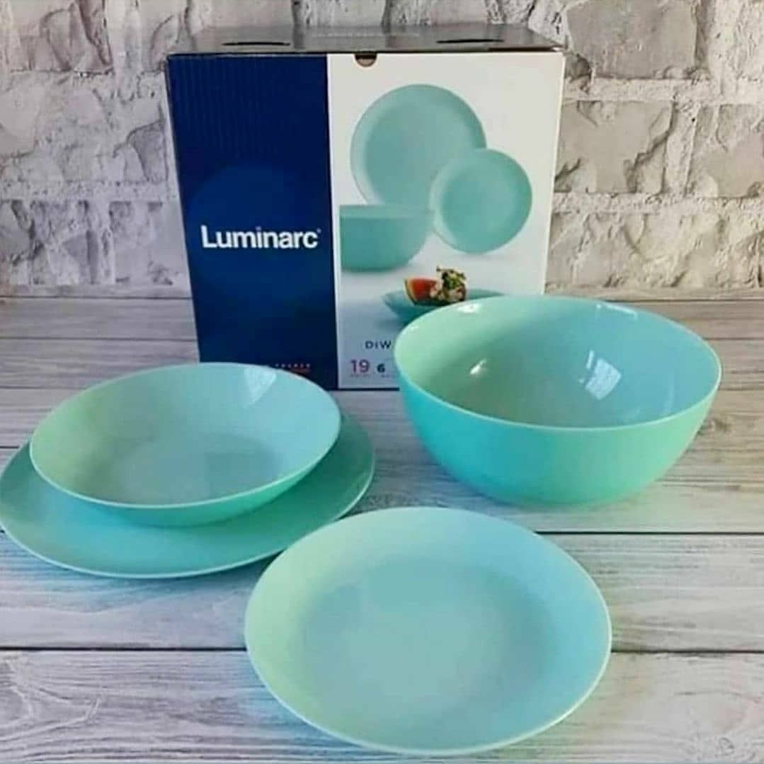Продам Luminarc 19 -предметов на 6 персон.