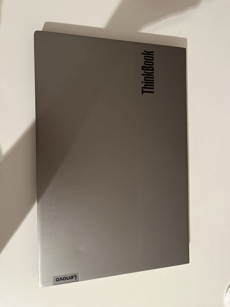 СРОЧНО Продаи Ноутбук  Lenovo thinkbook