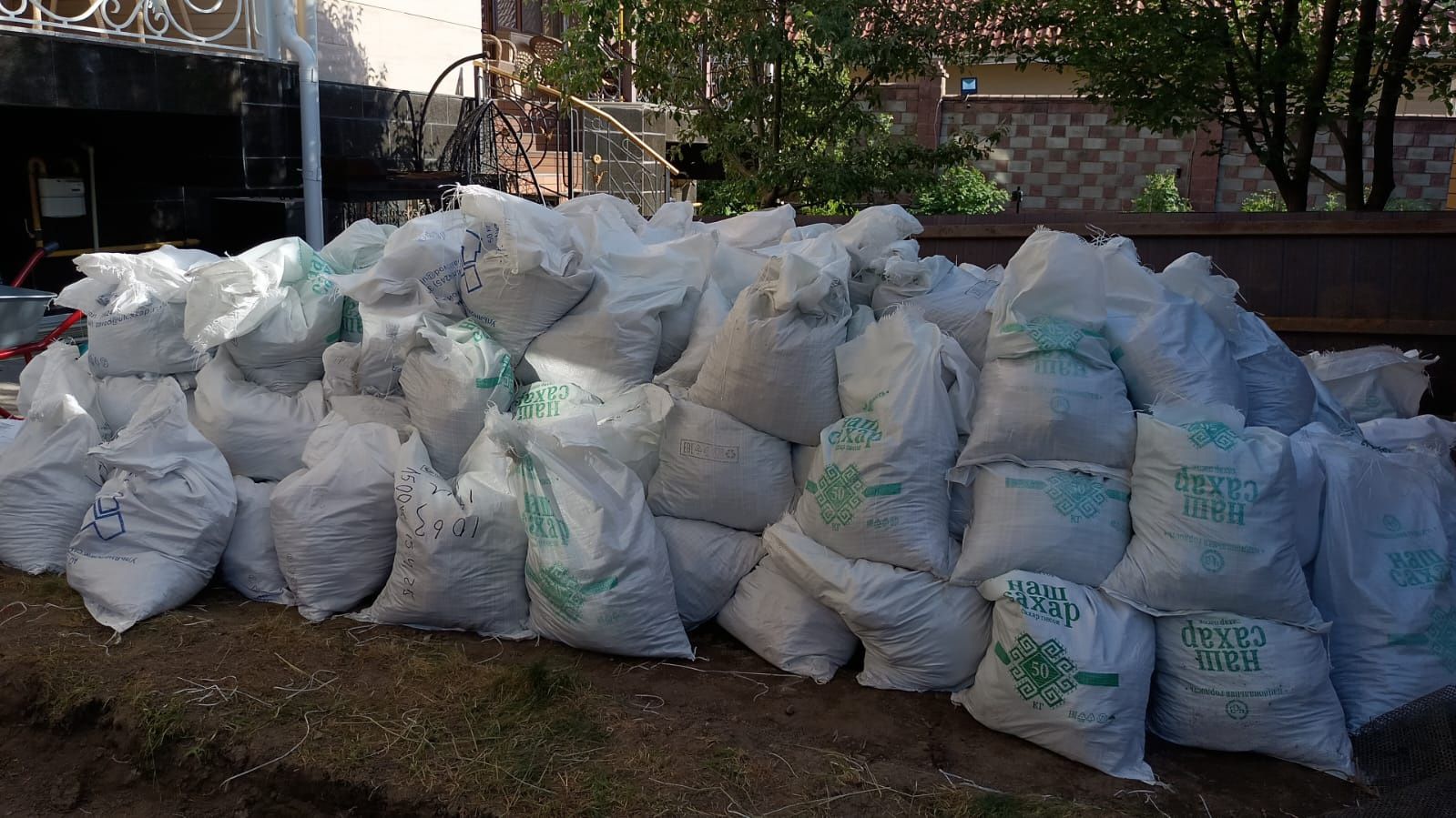 Вывоз мусора Газель Грузшики