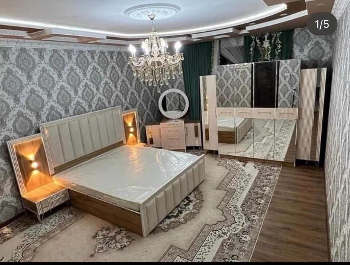 Спальный гарнитур