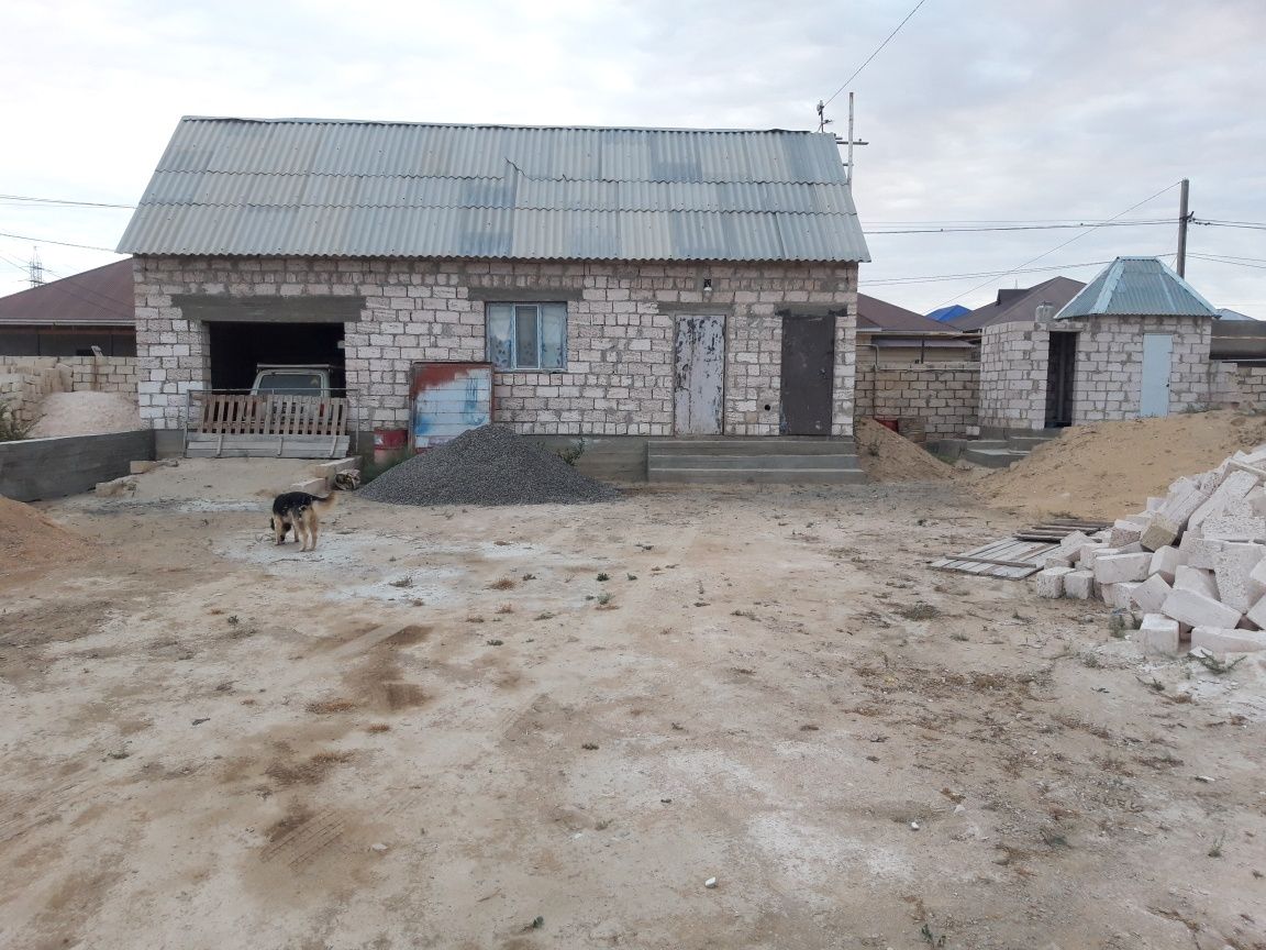 Баскудык Алау кв 4. Уч 96/21. Бір бөлме Сарай сатылат.