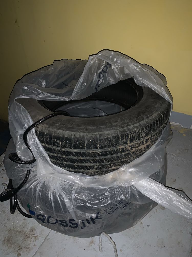 Шины летние 4шт, Roadstone 225/65/R17 106v