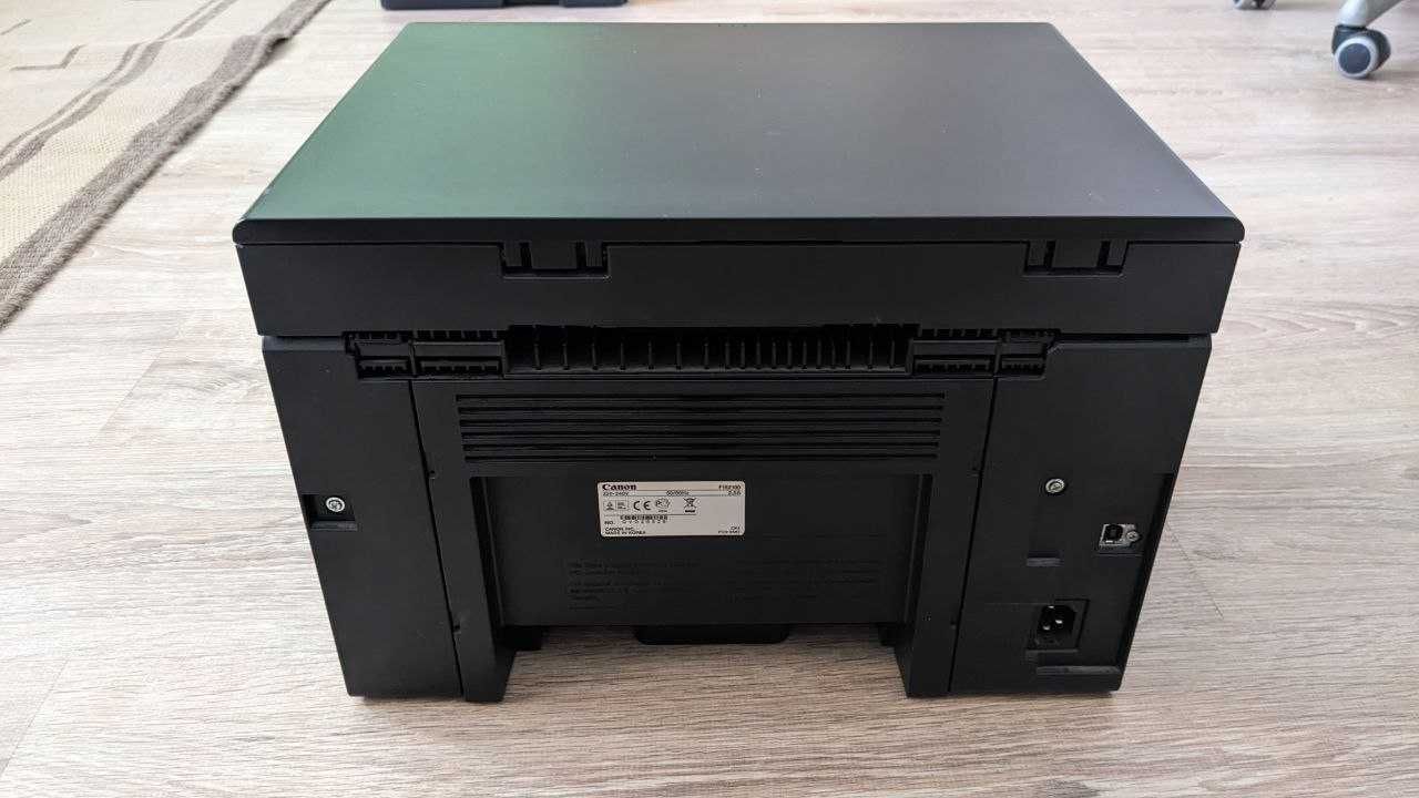 Принтер HP LaserJet Pro 400 M401dw