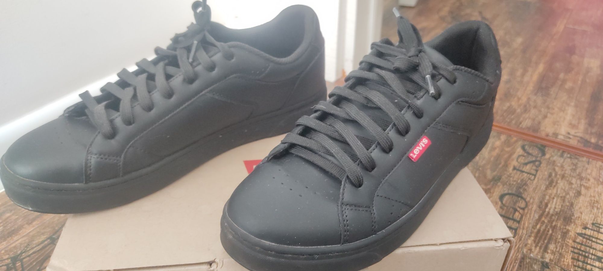 Levi's кеды 42 размер