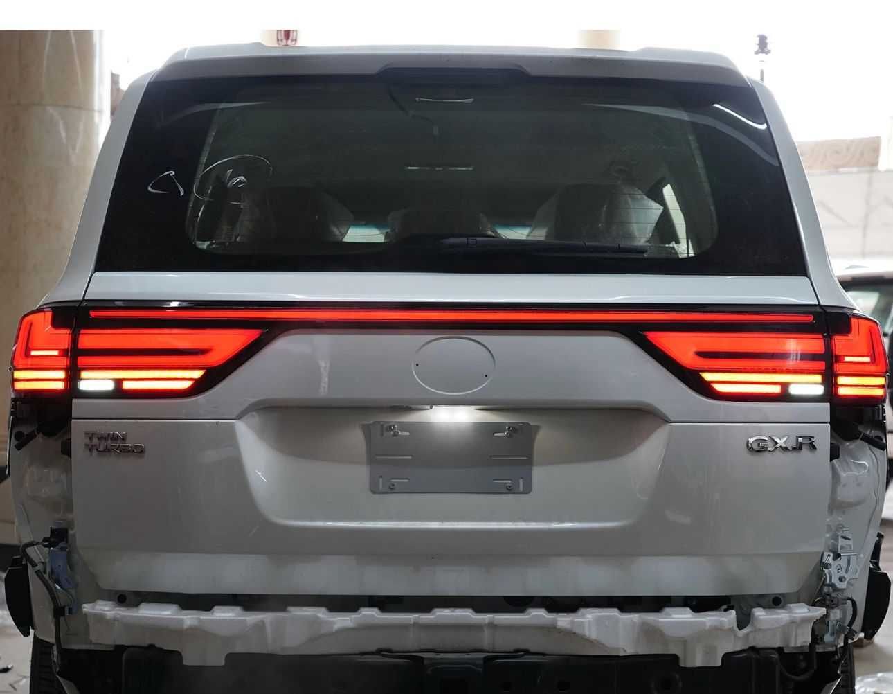 Задние фонари Land cruiser 300