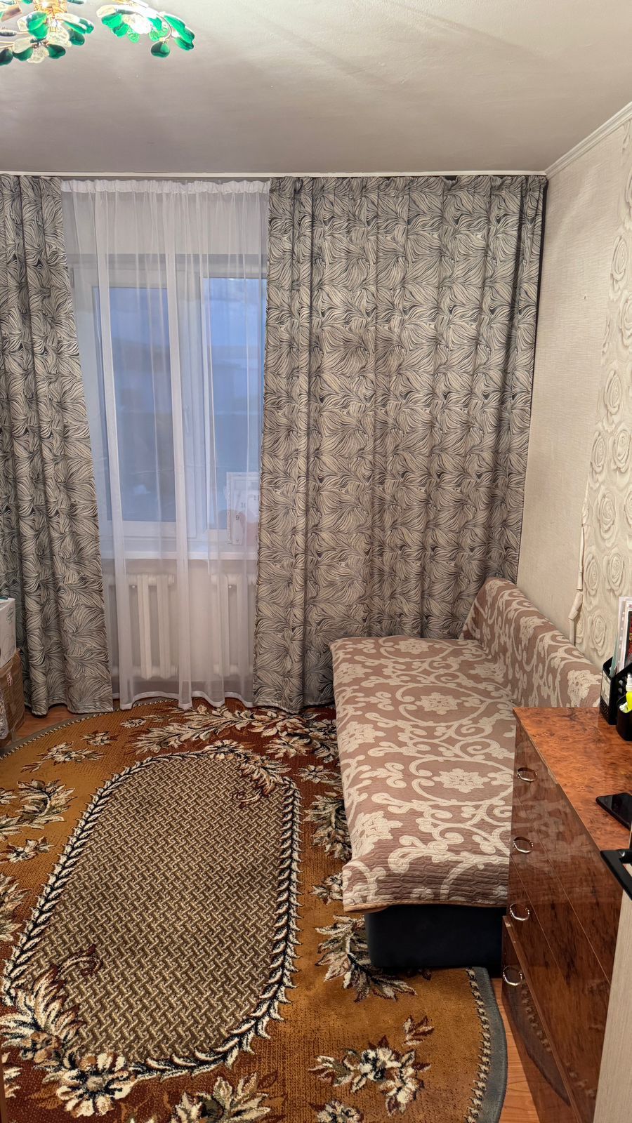 Срочно продам  3-х комн кв
