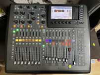 Цифровой микшерный пульт Behringer x32 compact