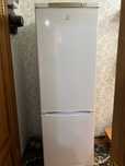 Холодильник Indesit