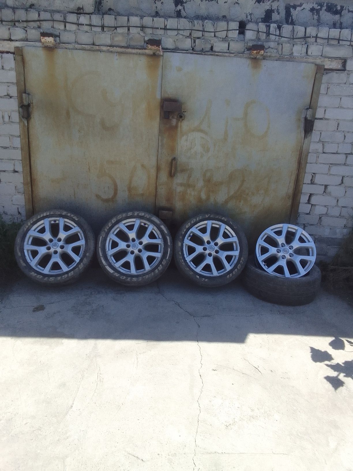 Продам диски r 18