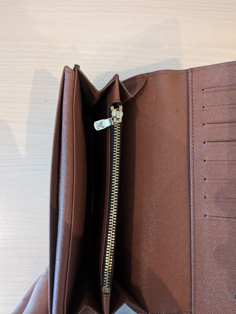 Портмоне Louise Vuitton