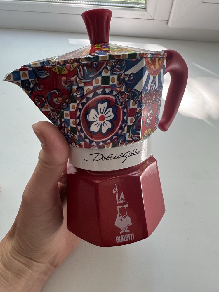 Гейзерная кофеварка Bialetti