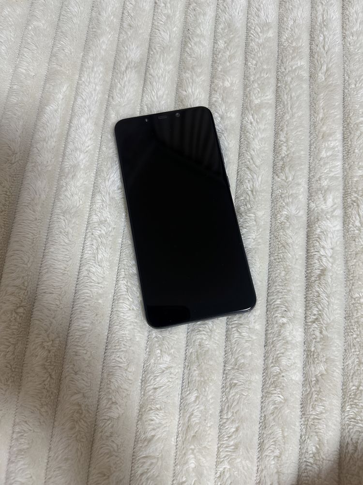 Продам смартфон  POCO F1 6/128Гб Рассрочка