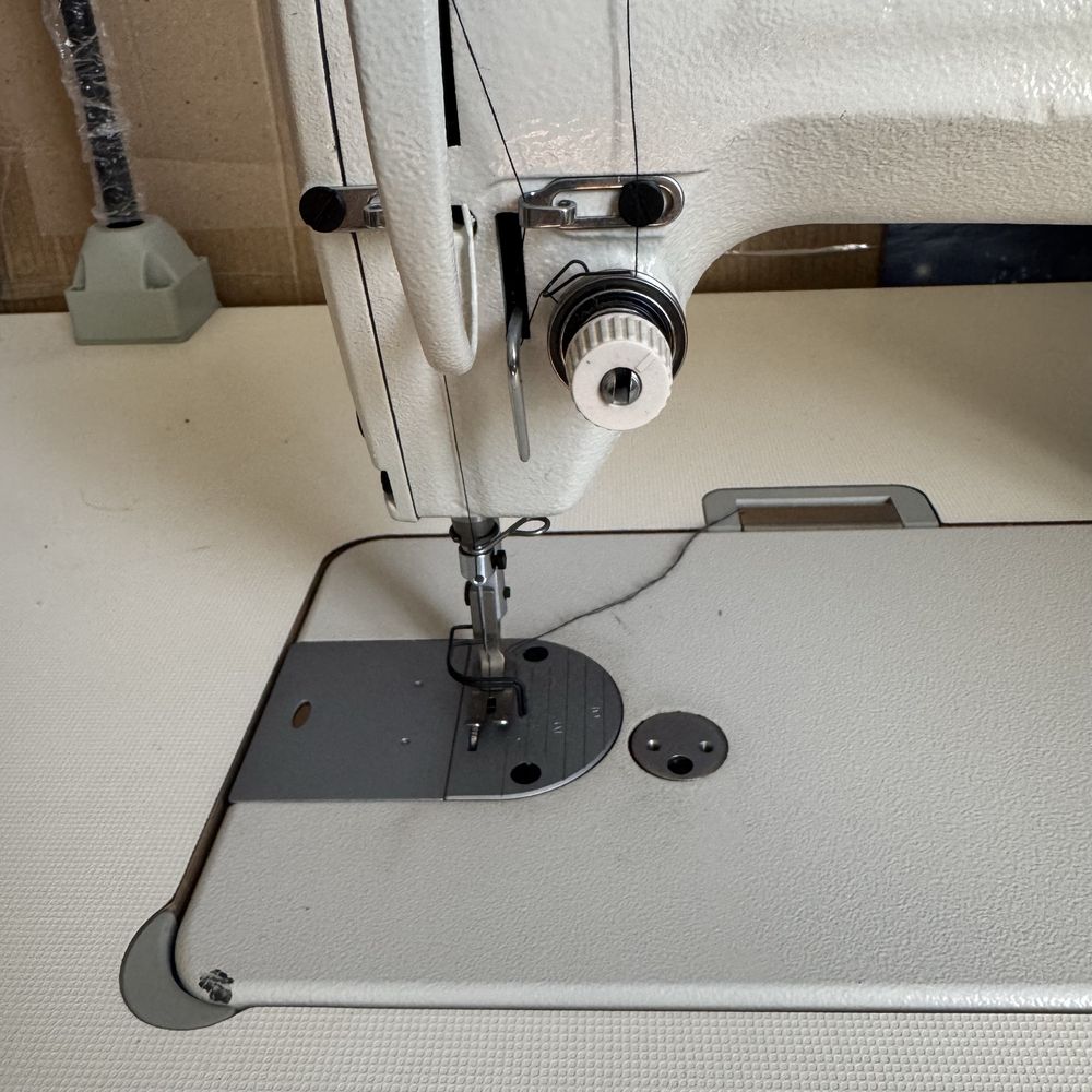Промышленная швейная машинка Juki DDL 8100e