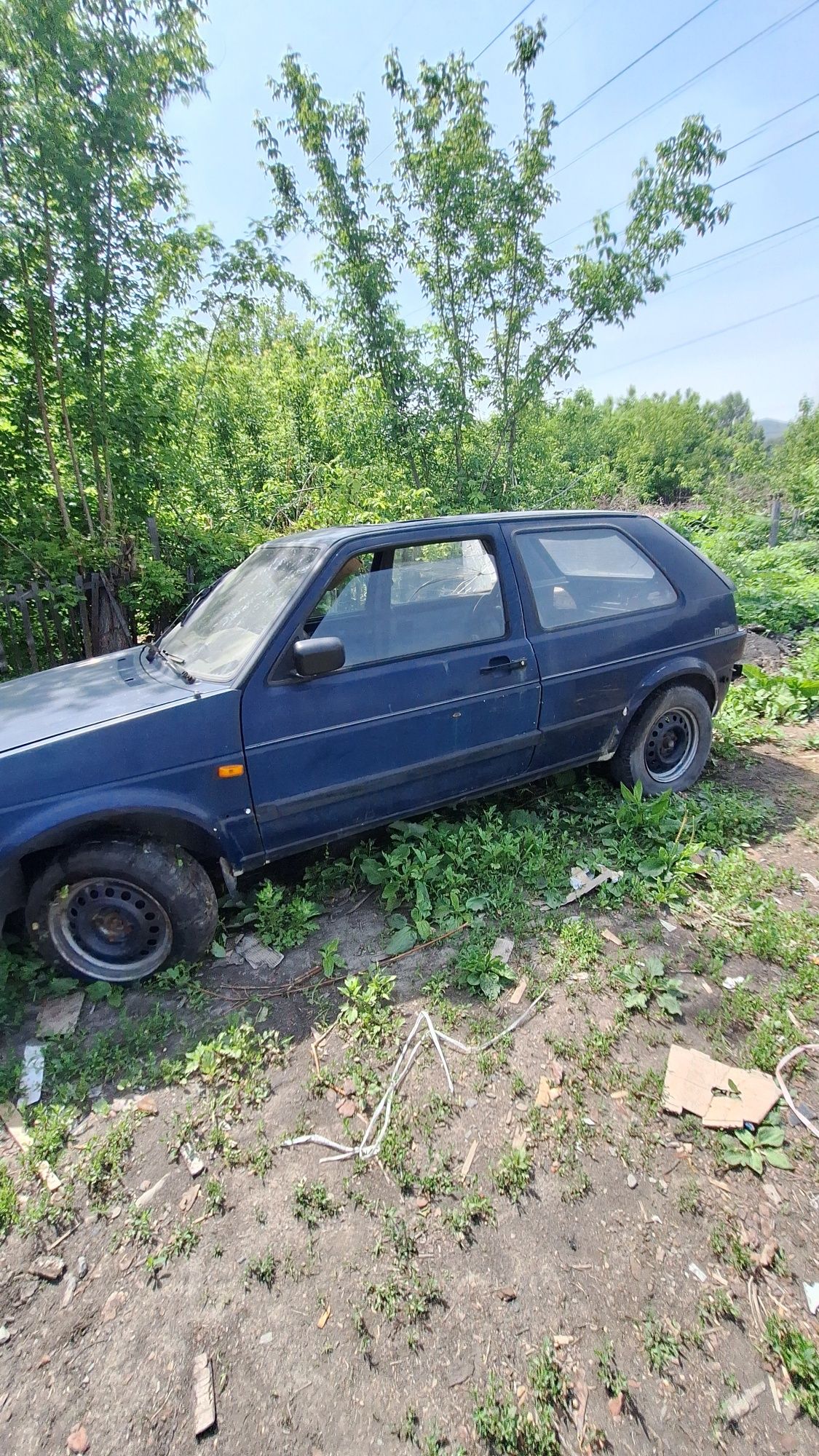 Продам машину по запчастям