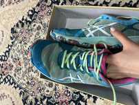 Кроссы оригинал asics