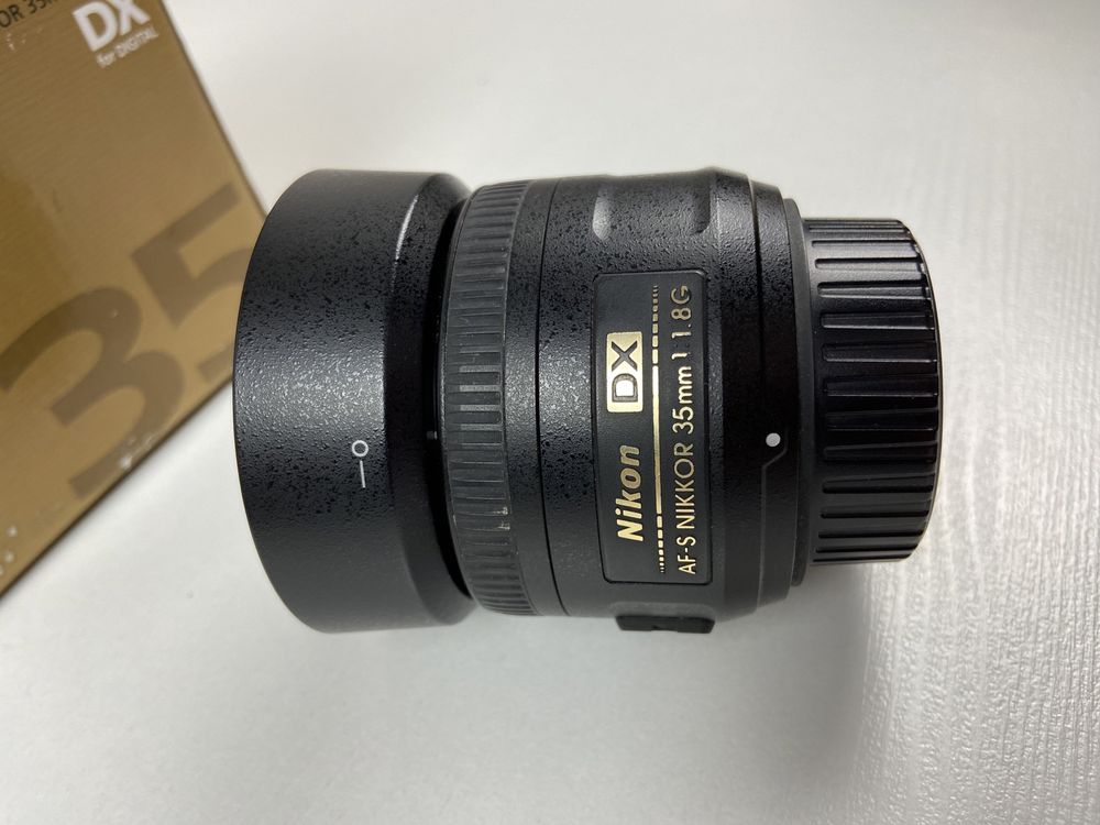 AF-S DX NIKKOR 35mm f/1.8G