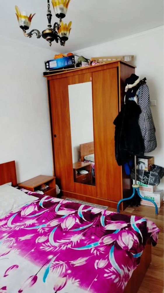 Продам двух комнатную квартиру Боровской 58