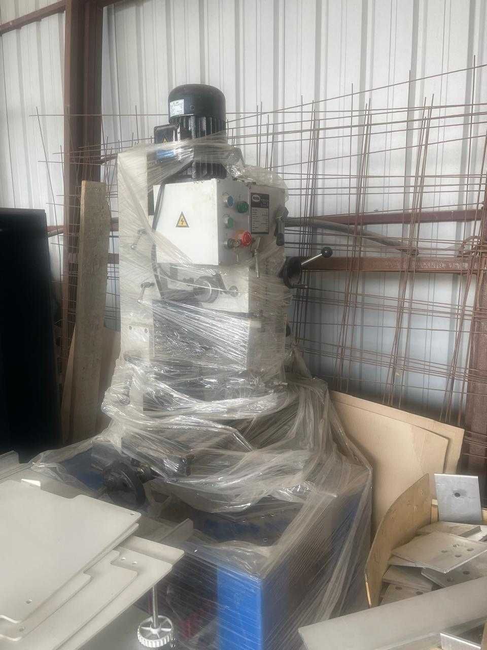 Продам вертикально-фрезерный станок марки "PROMA" FP-45P