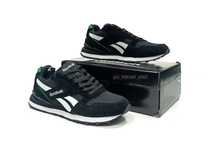 Кроссовки Reebok Classic размеры с 40 по 45 в Алматы