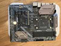 Материнская плата MSI B450 ТОМАНАWK