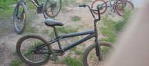 BMX Велосипед черный