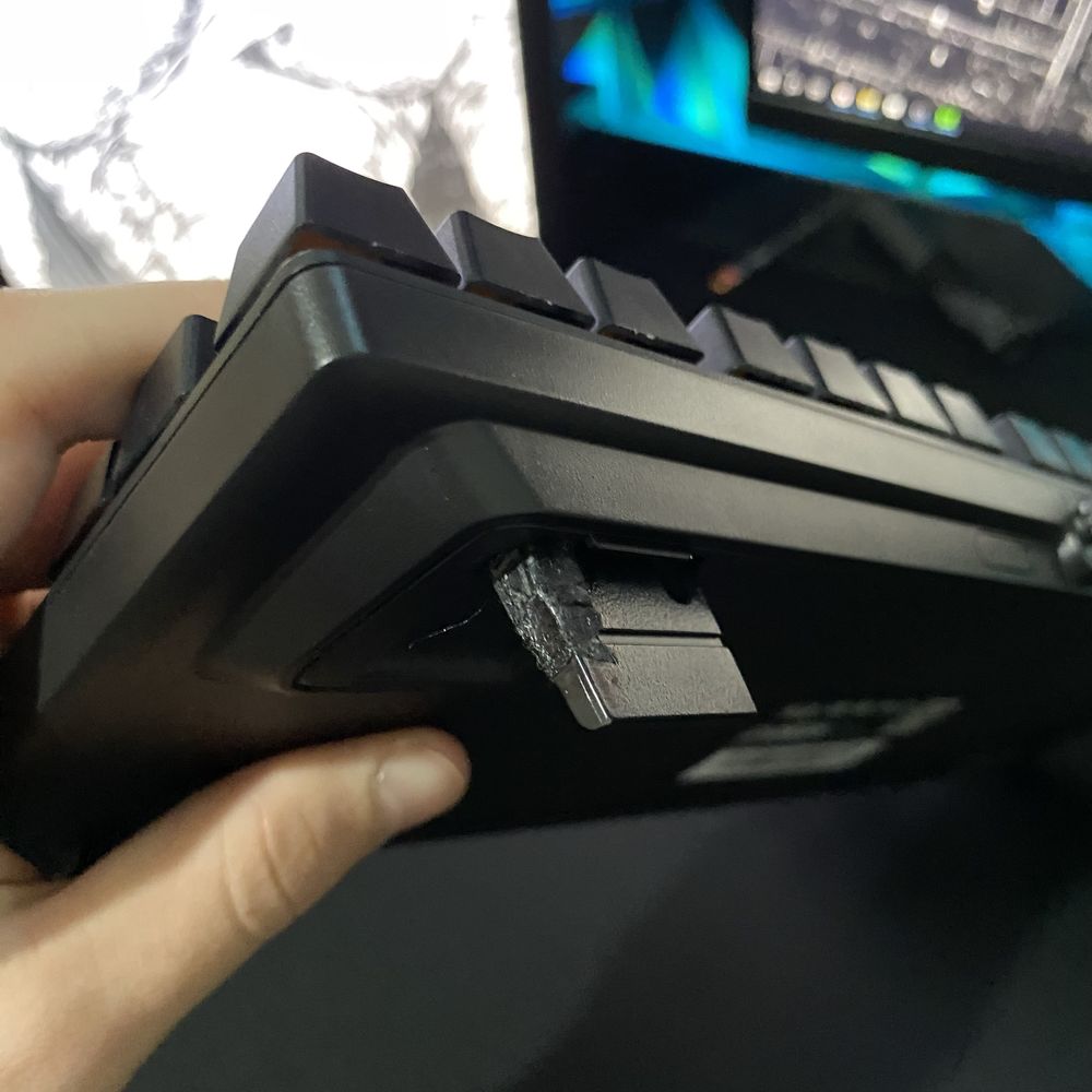 Продам механическую клавиатуру MeToo Zero X52