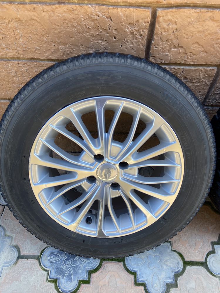 NITTO 185/65R15 Made in Japan