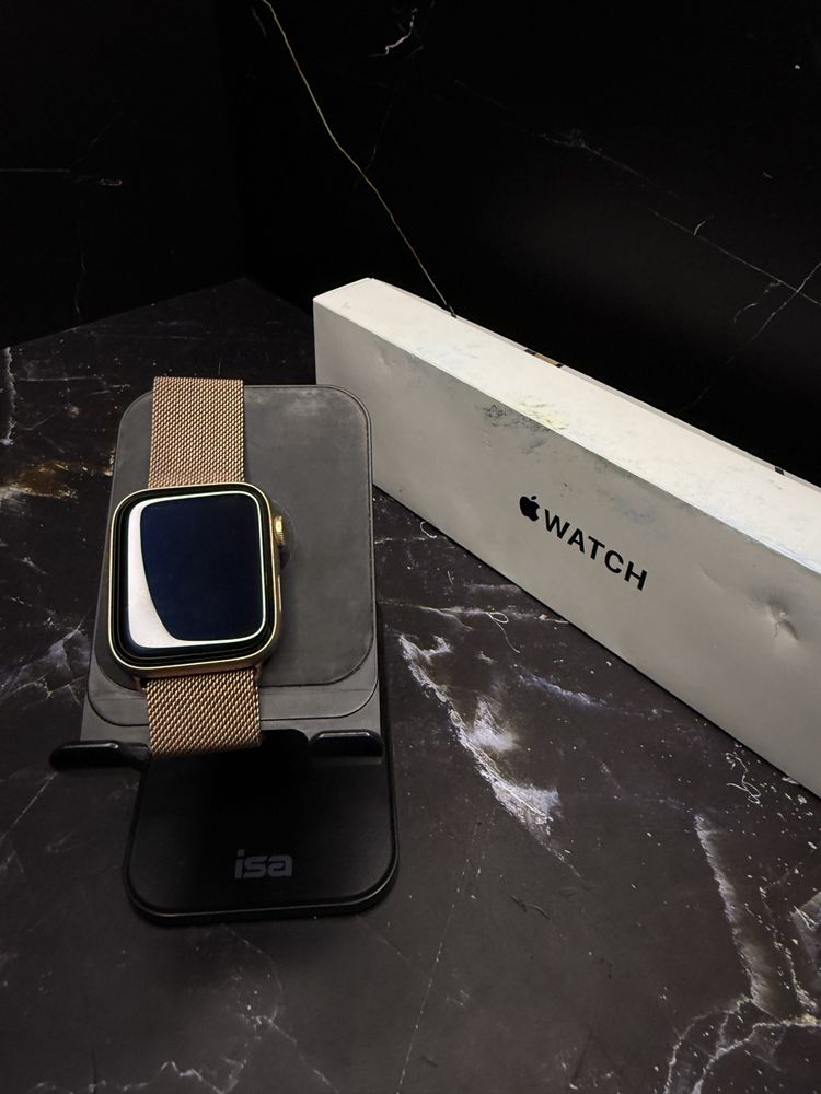 Apple Watch SE 44mm