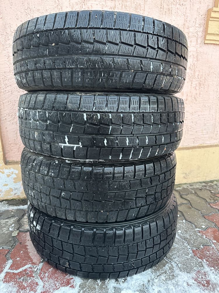 Зимние шины DUNLOP