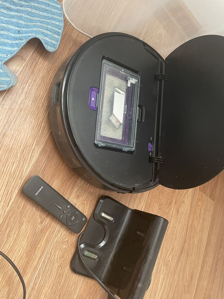 Продам робот пылесос Samsung