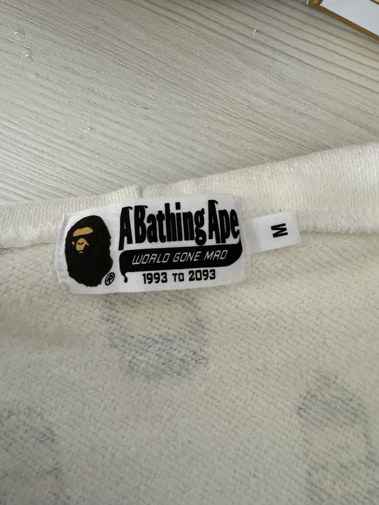 Продам худи Bathing ape