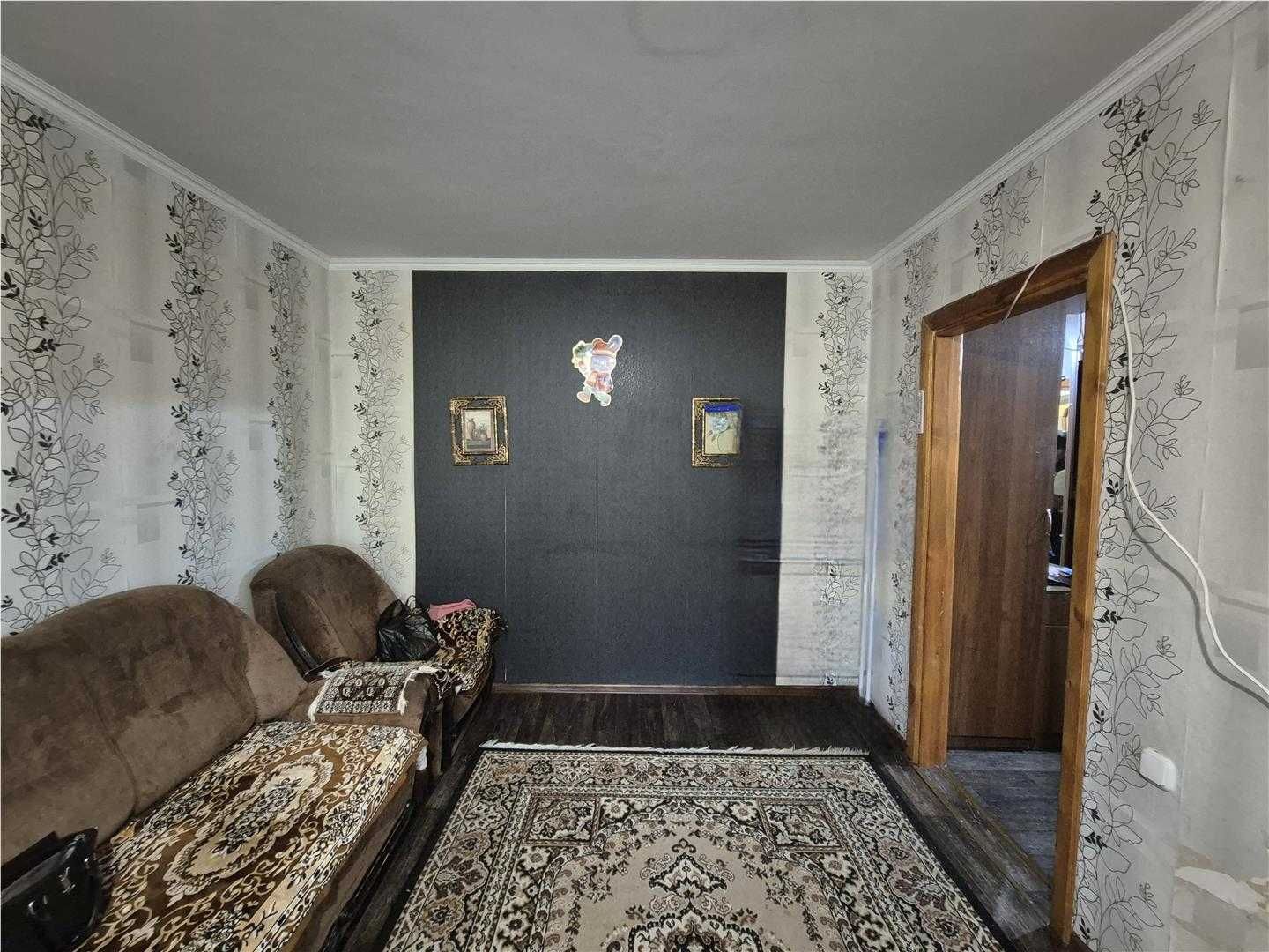Продам 2 комн квартиру улучшенной планировки на 3а мкр.