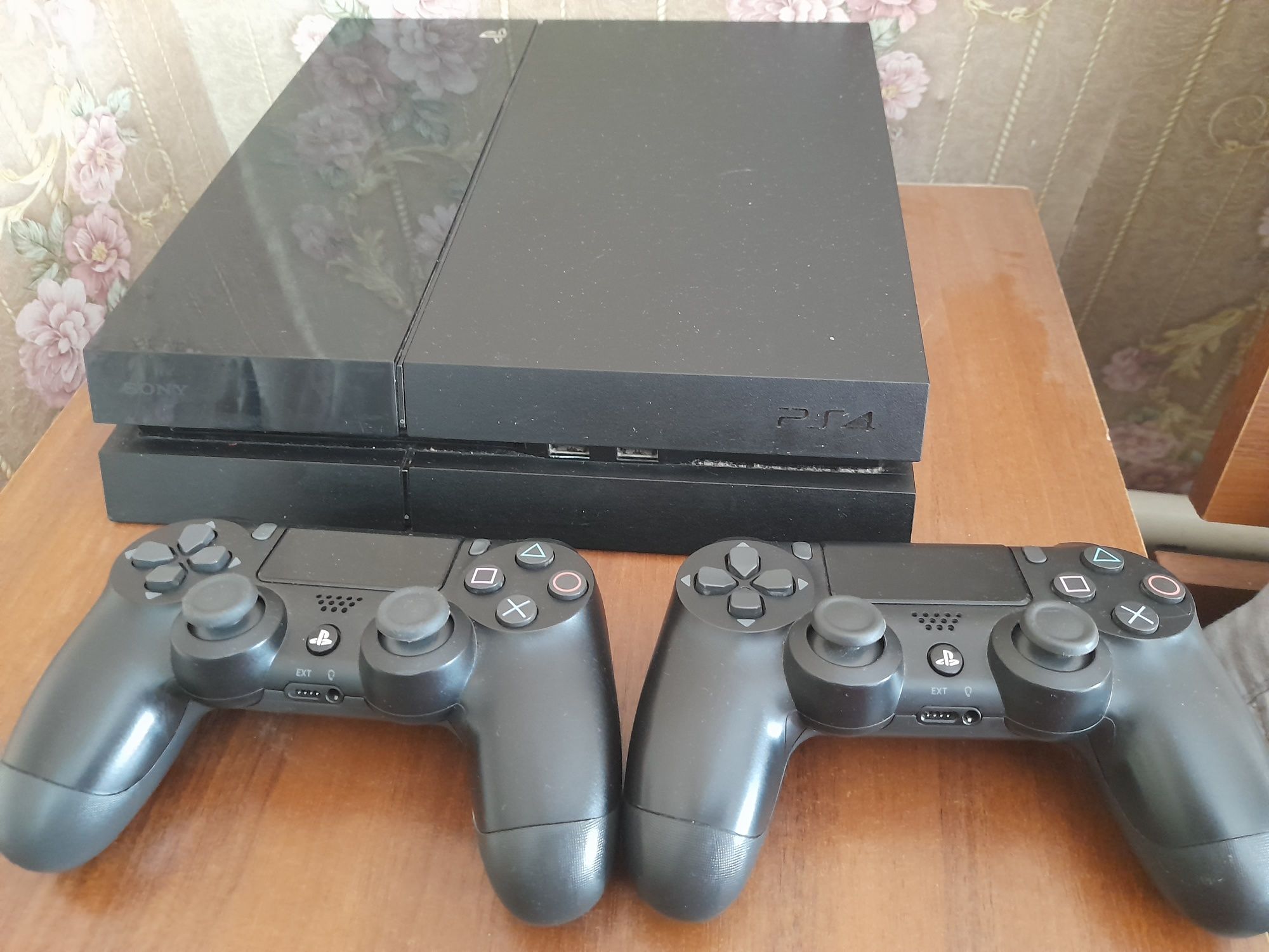 Playstation 4 Fat