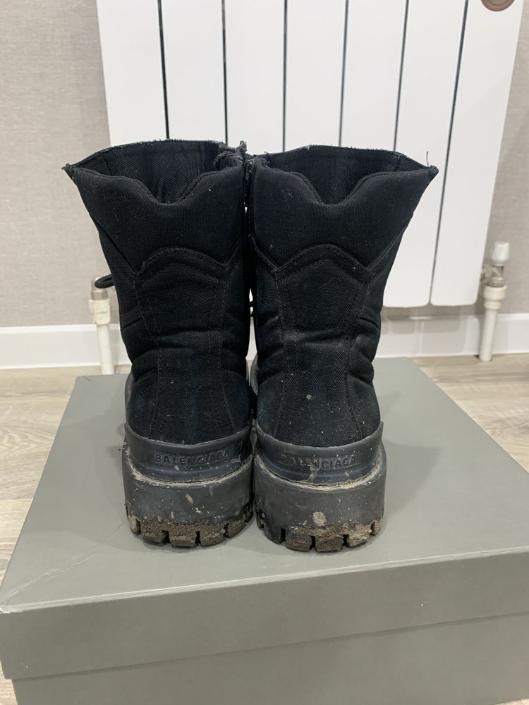Balenciaga Strike