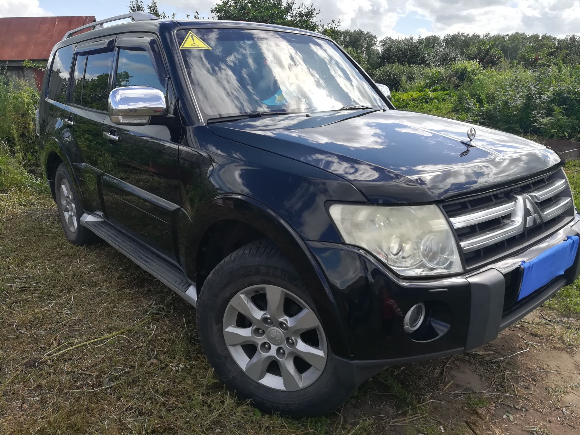 Продам митсубиси Педжеро 4 GLS,  2007 г.в.