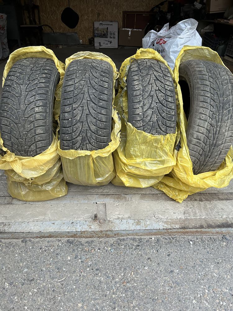 продам зимние шины