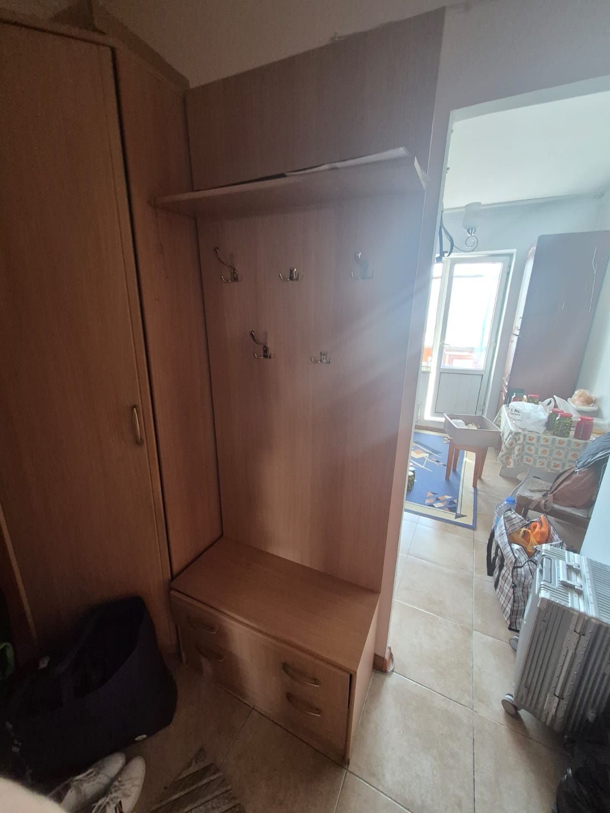 Продаю мебель для прихожей