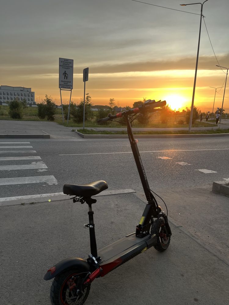 Электросамокат kugoo m4 pro
