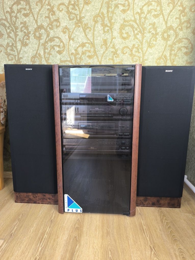 Продам музыкальный центр sony imperator.