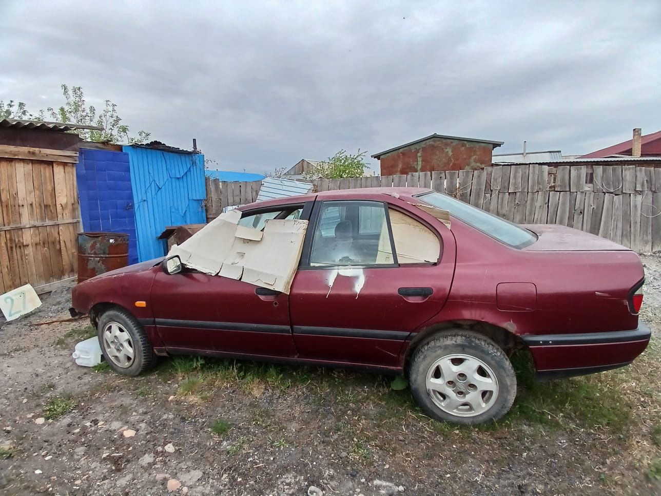 Продам нисан р10