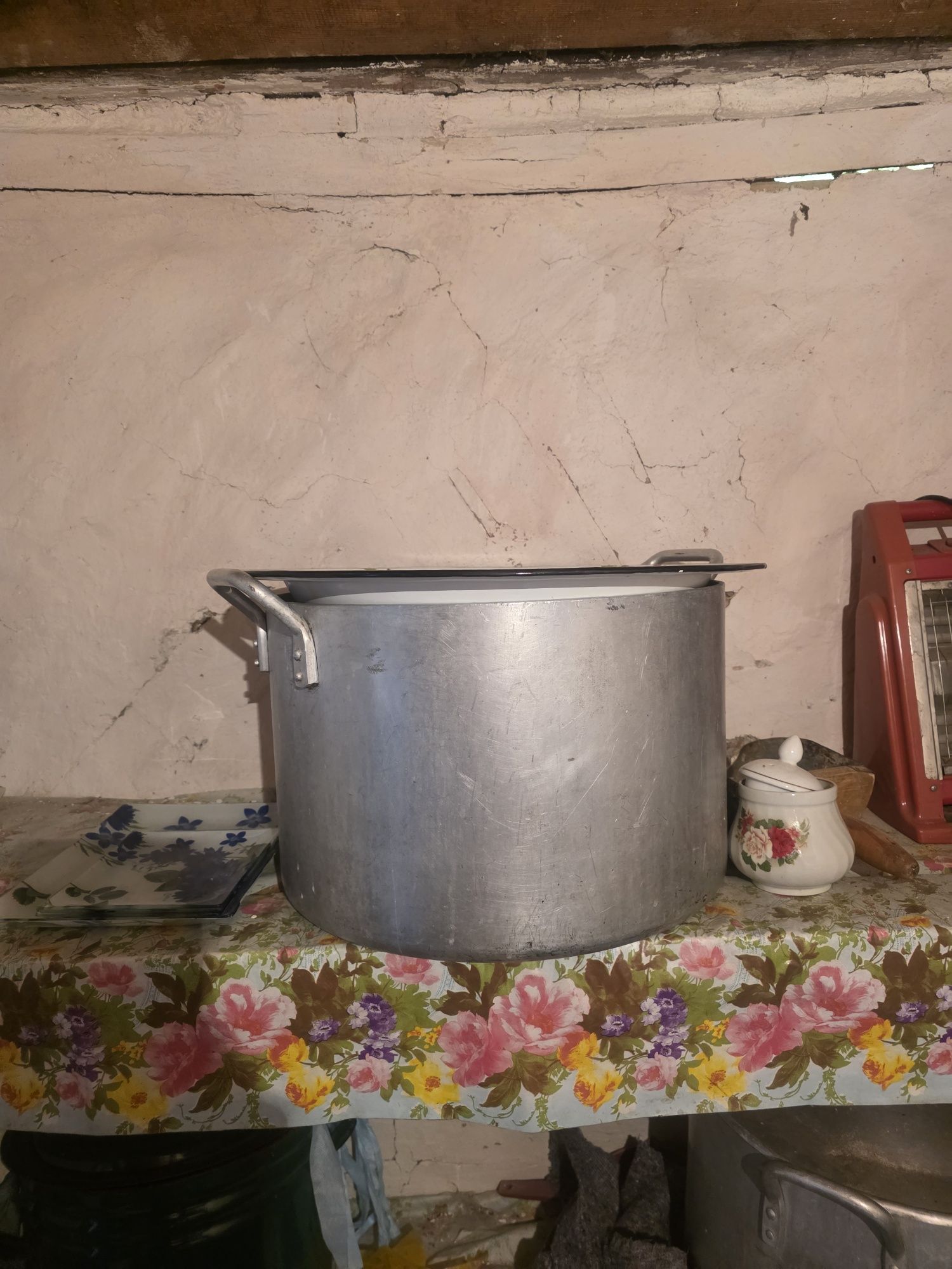 Продам алюминиевые кастрюли