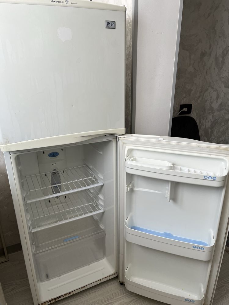 Продается холодильник