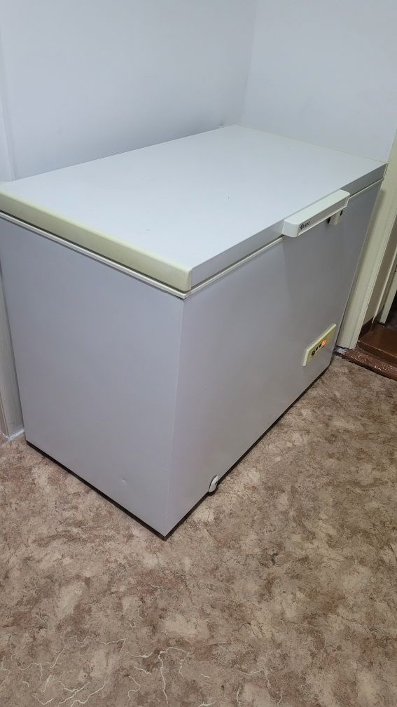 Продам морозильную камеру ardo
