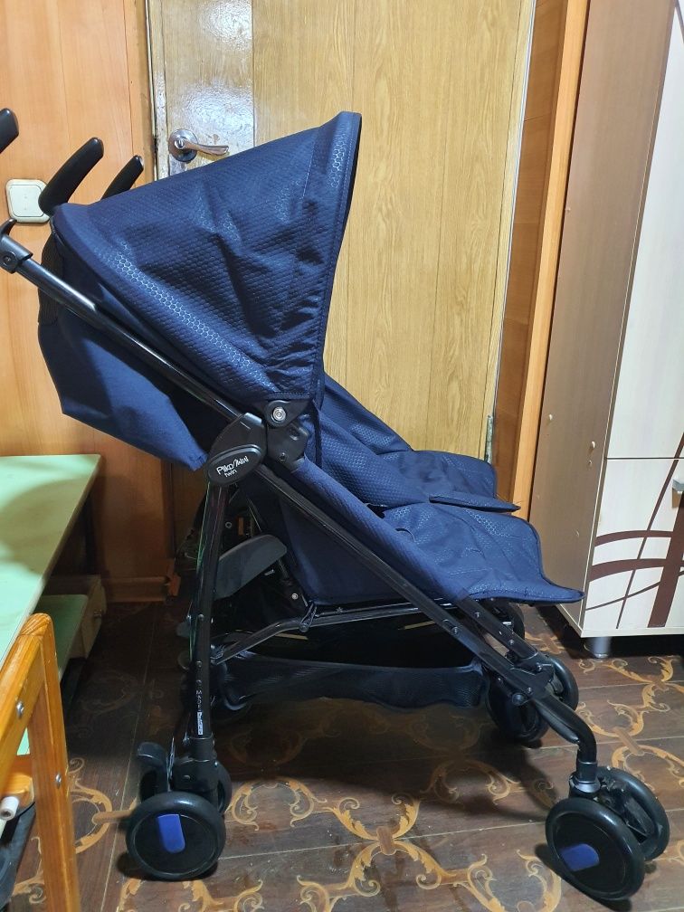Продам коляску для двойняшек