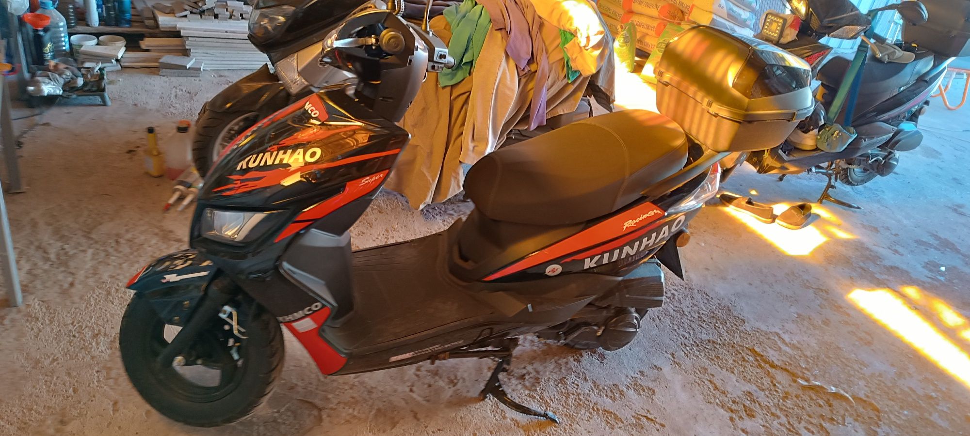 Продам м8 срочно