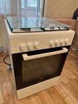 Продам б/у газ-плиту Beko, размеры 60х60
