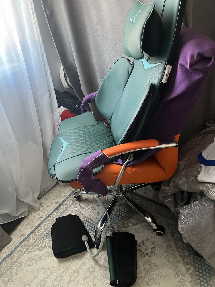 Продам массажное лечебное кресло