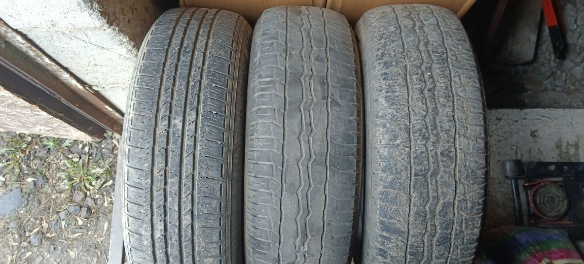 Продаю 3 колеса 225 70 R16